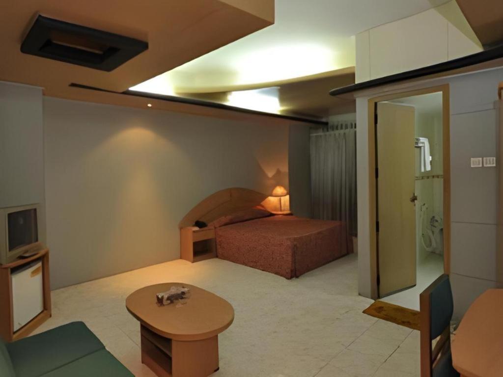 Hotel Tower Inn, Chittagong Buitenkant foto