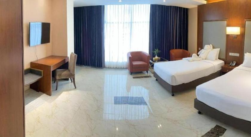 Hotel Tower Inn, Chittagong Buitenkant foto