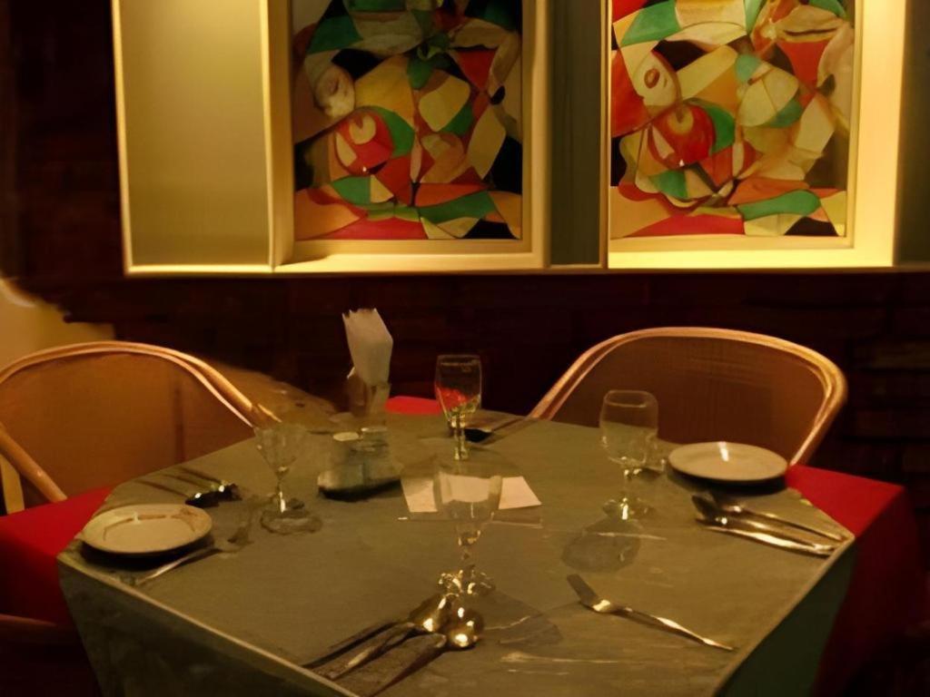 Hotel Tower Inn, Chittagong Buitenkant foto