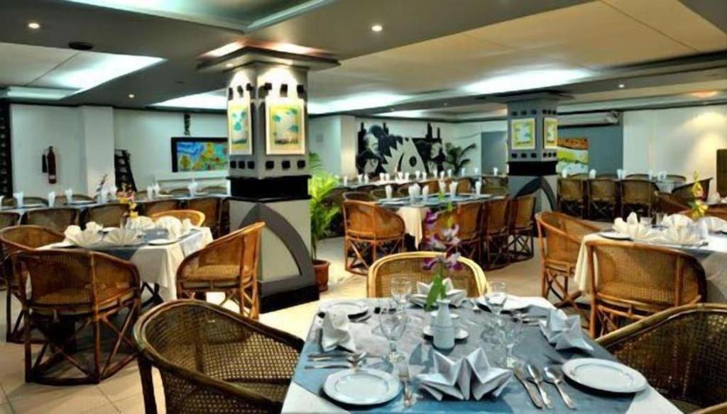 Hotel Tower Inn, Chittagong Buitenkant foto