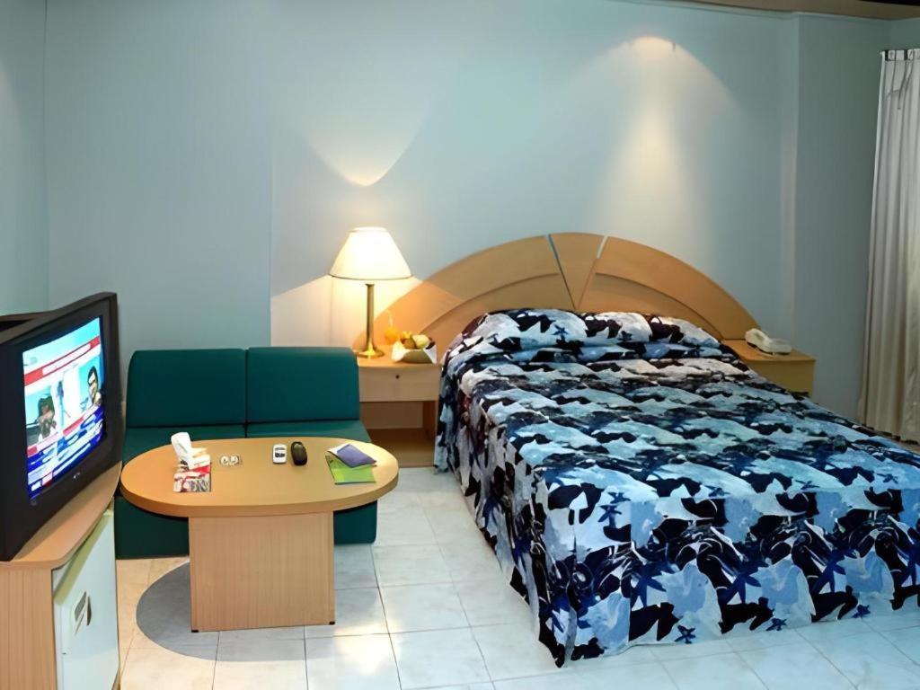 Hotel Tower Inn, Chittagong Buitenkant foto
